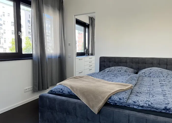 Luxury Waterfront Apartment